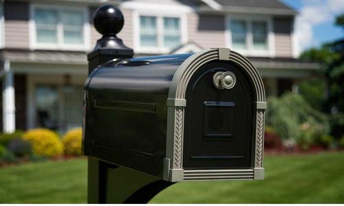 Post Mounted Mail Box